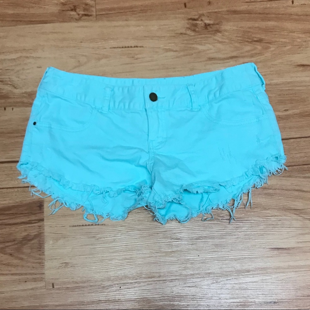 sold ❤️Billabong Shortie Shorts